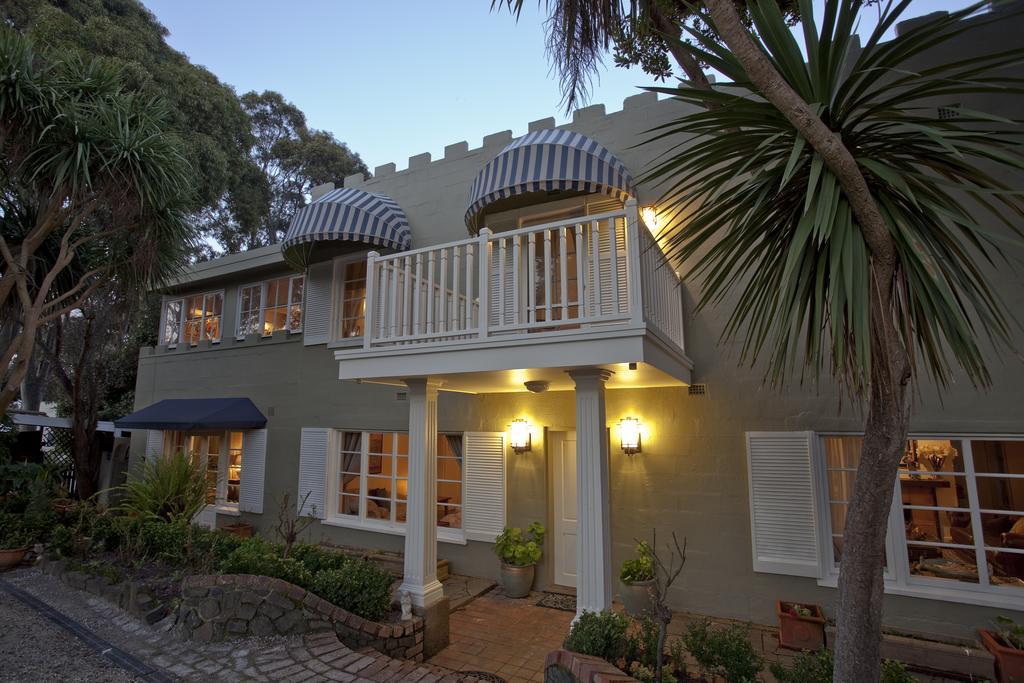 The Castle - Villa By The Sea Cowes Exterior photo